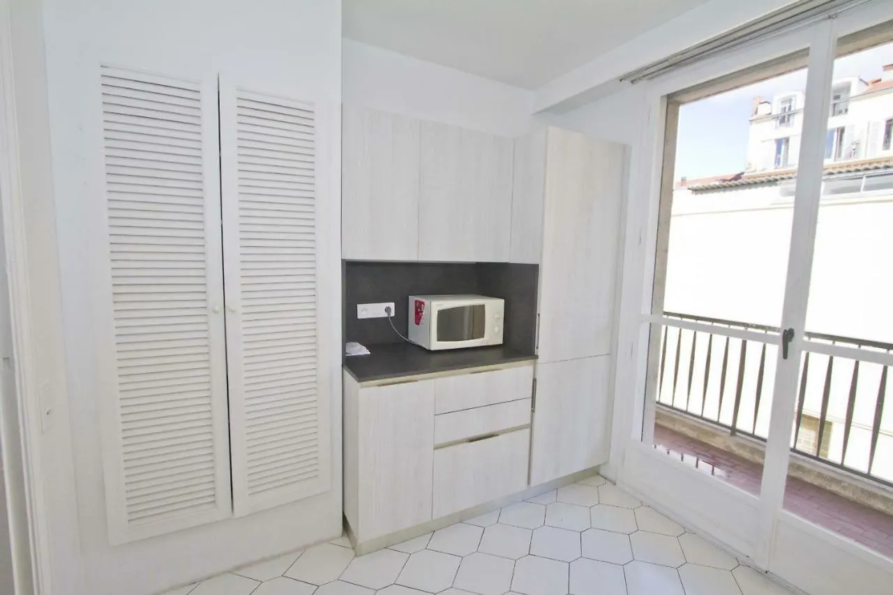 Promenade Holiday - Cariatide Promenade Sea View Νίκαια 0*,  Γαλλία